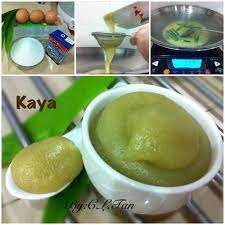 不用隔水煮 10 15分钟就能煮出滑又香的kaya 美中不足的是缺了新鲜椰汁只好用盒装的代替少了天然的椰香味 材料 鸡蛋3粒 白糖250g 椰浆300g pandan叶切段