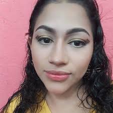 Les traemos una dinámica hermosaaaa! Contesten nuestra pregunta y etiqueten  a esa mamá, abuelita, tía, que admiran con todo su corazón y ganense un  certificado de $20 para que la inviten a