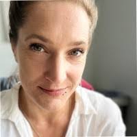 Diana Nussbaum's Instagram, Twitter & Facebook