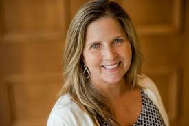 So put your hands up We're seeing our peeps It's a long time we've been  away Yeah, (please join us) It's a Party in the