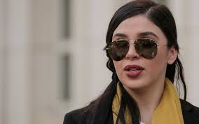 Law enforcement agents on monday and is being held on federal drug. La Vida De Emma Coronel Esta En Peligro Advierten Sus Abogados Acusan Malos Tratos En Prision Aristegui Noticias