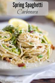A Cozy Pasta Dish Takes On Fresh Flavors In This Spring Spaghetti Carbonara Full Of Crispy Bacon Fresh Asparagus Spaghetti Carbonara Carbonara Pasta Dishes