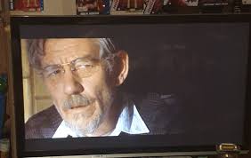 Finishing Friday with another film I haven't seen. A Stella actor who was  57 yrs old at the time, portraying a 75yr old. HULA НИлНОВАЯ HOGAR