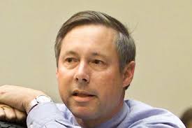 Upton hires ex-health care lobbyist