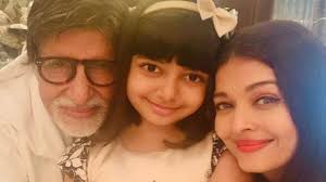 THROWBACK: When Amitabh Bachchan praised Aishwarya Rai for bearing labor  pain for almost 2-3 hours without painkillers while delivering Aaradhya |  PINKVILLA
