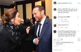 هاجمت ليلى، ابنة رجل الأعمال وعضو مجلس الشيوخ محمد حلاوة، الفنّانة ياسمين عبد العزيز، مشيرةً إلى أنّ الأخيرة خطفت والدها من والدتها وهدمت حياتها، بالإضافة إلى أنها حاولت على مدار الـ17 عاماً أن تقطع. Ø¨Ø³Ù…Ø© ÙˆÙ‡Ø¨Ø© ØªØ³ØªÙØ² ÙŠØ§Ø³Ù…ÙŠÙ† Ø¹Ø¨Ø¯ Ø§Ù„Ø¹Ø²ÙŠØ² Ø´Ø§Ù‡Ø¯ Ù…Ø§Ø°Ø§ Ù‚Ø§Ù„Øª Ø¹Ù† Ø·Ù„ÙŠÙ‚Ù‡Ø§ Ù„Ù‡Ù„ÙˆØ¨Ù‡