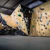 Here's a list of the top 9 bouldering pants for boulderers of all gender based on years of experience and real users' reviews. 1
