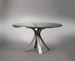 Un grand nombre de table d'occassion en vente en ce moment par les grande table ronde. Large Rond Table With Glass Top By Xavier Feal