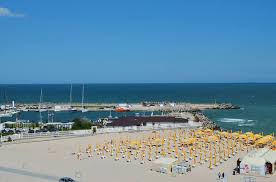 Hotelul belona se situează în partea de nord a stațiunii eforie nord, chiar pe faleză, având astfel o poziție privilegiată în ceea ce privește panorama. Facebook