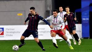 W drugim kolejnym meczu pogoń nie dała rywalowi żadnych szans. Pko Ekstraklasa Pogon Szczecin Podbeskidzie Bielsko Biala Wynik Relacja Sport Tvp Pl