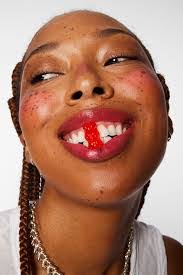 Robyn Gilmore's Instagram, Twitter & Facebook