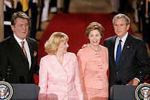 Januar 2010) viktor juschtschenko, der damalige ukrainische präsident, fiel 2004 einer dioxinvergiftung zum opfer. Wiktor Juschtschenko Wikipedia