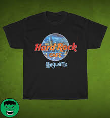 Vintage hard rock guitar graphic t shirt | medium m. Official Harry Potter Hard Rock Cafe Hogwarts Shirt