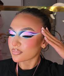 Precision🧬 BASE- @narsissist radiant longwear foundation @fynecosmetics  concealer, CB 0.2 cream blush @plouise_makeup_academy peach brightening  powder, pro blusher palette @maccosmeticsuki dark deepest EYES-  @plouise_makeup_academy hold you down brow ...