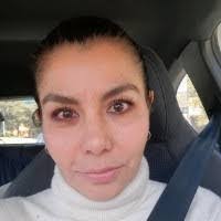 Sandra Arzate's Instagram, Twitter & Facebook