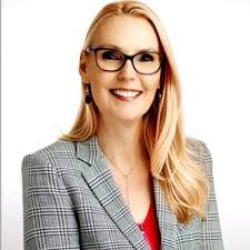 Laura Robichaux's Instagram, Twitter & Facebook