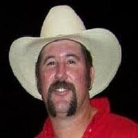 Cindy Rettman's Instagram, Twitter & Facebook