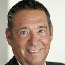 Jonathan Lovejoy's Instagram, Twitter & Facebook