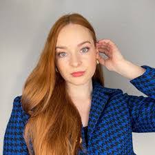 Megan Tracey's Instagram, Twitter & Facebook