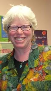 Ellie Shapiro's Instagram, Twitter & Facebook