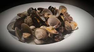Moules Coques Et Palourdes A La Mariniere En 2020 Palourdes Moules Palourde