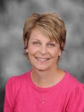 Julie Carty's Instagram, Twitter & Facebook