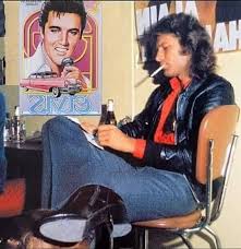 Epingle Par Romy Scia Sur Chanteur Annee 70 Mike Brant Chanteur Chanteur Annee 70