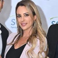 Susan Bona's Instagram, Twitter & Facebook