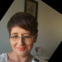 200+ profili “Amanda”