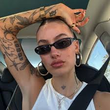 Celine Schmidt (celinexsht)