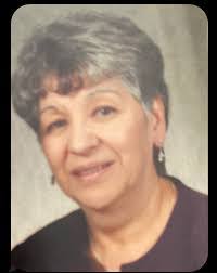 Effie Sanchez's Instagram, Twitter & Facebook