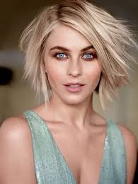 Mar 22, 2022 · ma ecco le foto più belle dei look con scalature da cui farsi ispirare e le novità tagli capelli scalati 2022 primavera estate! Caschetto Scalato Il Taglio Corto Piu Cool In Tutte Le Sue Versioni