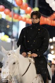 The actor recently shared a snap of his haul of gifts as he celebrated his 33rd birthday and thanked the fans for their continued love and support. Lee Minho Sends Sweet Presents To Horse Maximus Acting Together In The King Eternal Monarch Kpopmap