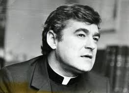 Juan ignacio gutiérrez es un anunciador de deportes y espectaulos, acompañado de su. En Memoria De Ignacio Gutierrez De La Fuente 1942 2017 El Sacerdote Jesuita Que Combatio La