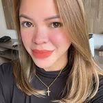 Donna Villari's Instagram, Twitter & Facebook