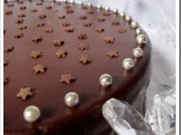 Tout un symbole mais aussi l'occasion de se régaler pour les petits et les grands avec une tranche moelleuse, colorée et joliment décorée de. Gateau D Anniversaire 94 Recettes Sur Ptitchef