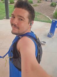 Wearing a hydration vest/belt. What distance do you take it on? For me it's  8 miles and longer