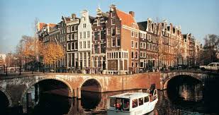 Tous les voyageurs en provenance de belgique doivent respecter une quarantaine (à domicile). Culture Pays Bas Langues Religions Cuisine Voyageurs Du Monde