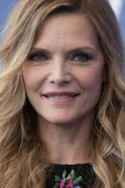 Tobuliausia aktore vadinta Michelle Pfeiffer: amžius sunaikino jos grožį?  (FOTO)