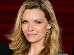 Kötülüğün gücü filminin en yeni fragmanı sinemalar.com'da! Michelle Pfeiffer Net Worth 2021 Bio Age Height Richest Actors