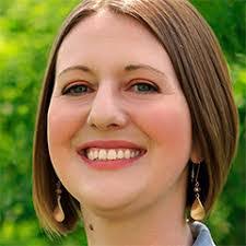 Kara Hadley's Instagram, Twitter & Facebook