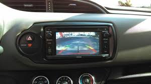 Apple carplay & android auto is now available on select toyota vehicle models. Instalacion De Camara De Reversa Para Toyota Yaris Hatchback Anos 2014 2016 Youtube