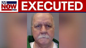 Representing mothers of fallen soldiers