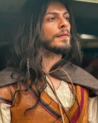 محسن بن منصور