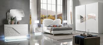 Dal design più rigoroso all'interpretazione contemporanea delle forme passate, con una scelta di materiali che. Camera Da Letto Ferretti Ferretti Ninocco Arredamenti