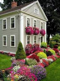 When you have a large front yard to work with, the options can seem overwhelming. 50 Best Front Yard Landscaping Ideas And Garden Designs For 2021