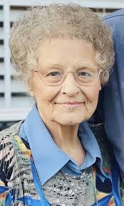 Sherry Clanton's Instagram, Twitter & Facebook