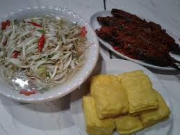 Semoga resep ini bisa ibu buat dirumah dengan mudah dan sederhana sehingga menu yang ibu hidangkan bisa lebih bervariasi. Resep Ikan Tongkol Balado Dan Tumis Toge Steemkr