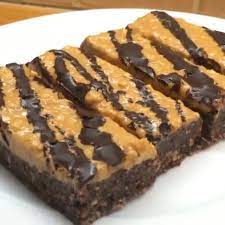 Joe Wicks Leanin15 On Instagram Fancy A Little Chocolate Treat Try These No Bake Peanut Butter Protein Joe Wicks Recipes Protein Brownies Chocolate Treats