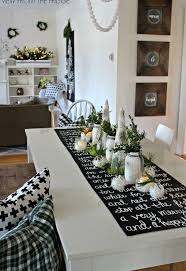 Black And White Christmas Song Lyric Table Runner Homeforchristmas Christmas Table Centerpieces Christmas Table Settings White Christmas Song